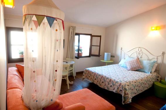 L'Argolla Hotel-Pizzeria Santa Coloma de Farners Kültér fotó