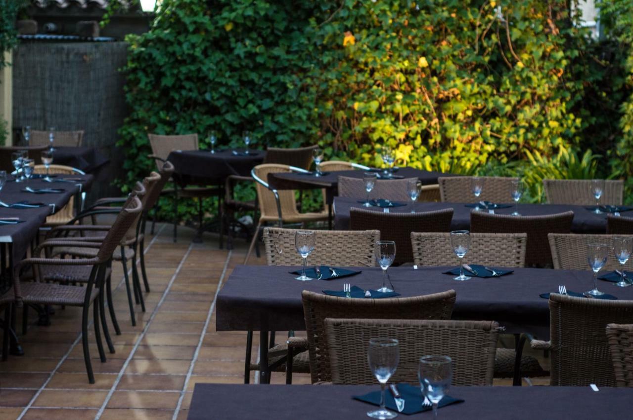 L'Argolla Hotel-Pizzeria Santa Coloma de Farners Kültér fotó